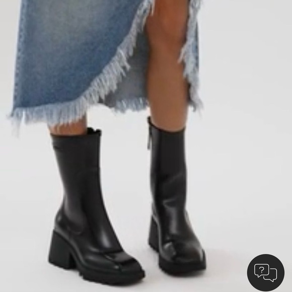 LIKE NEW! Chloe Betty black rubber platform rain boots size 39/9 - Picture 3 of 13